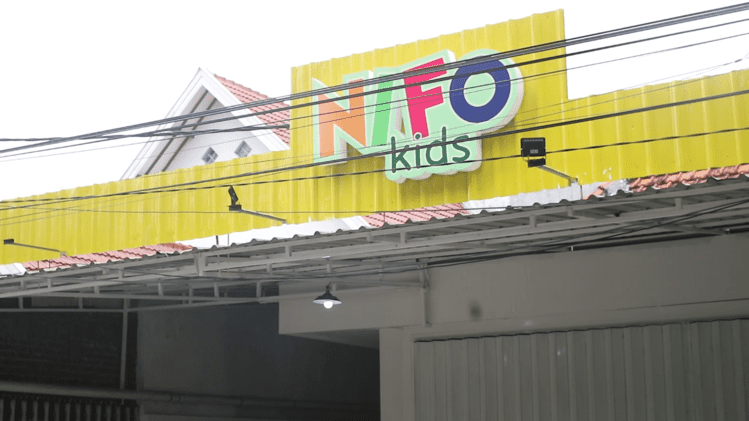 Tampak Depan toko NIFO Kids yang menggunaan sofware toko perlengkapan bayi