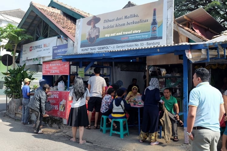 Kupat Tahu Gempol Makanan Legendaris