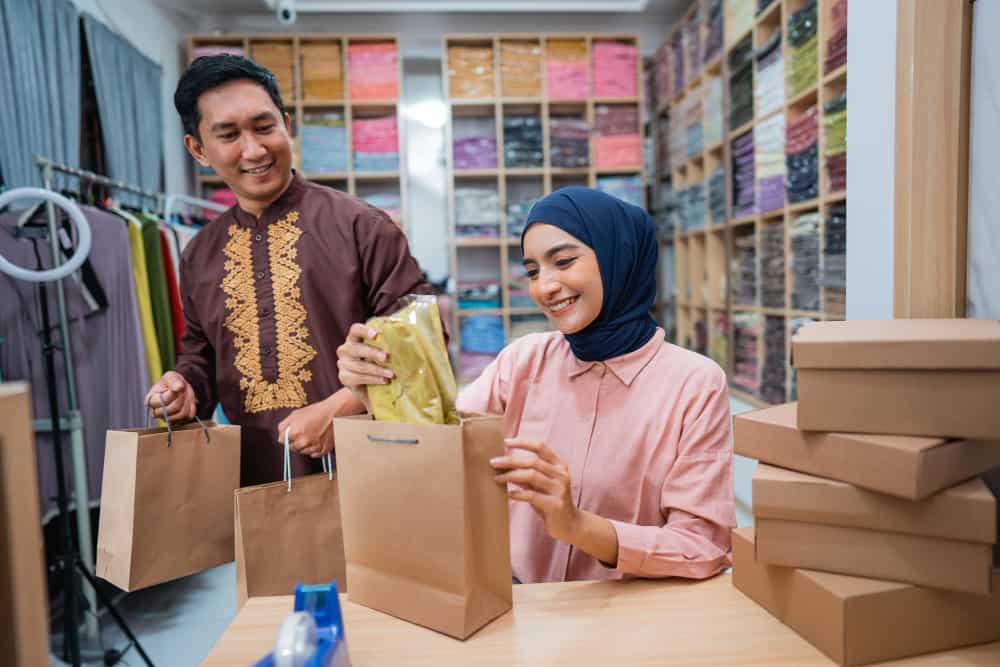mengembangkan usaha
